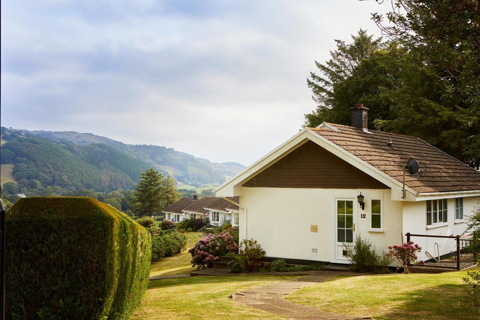 Macdonald Plas Talgarth Resort Pennal Exterior photo